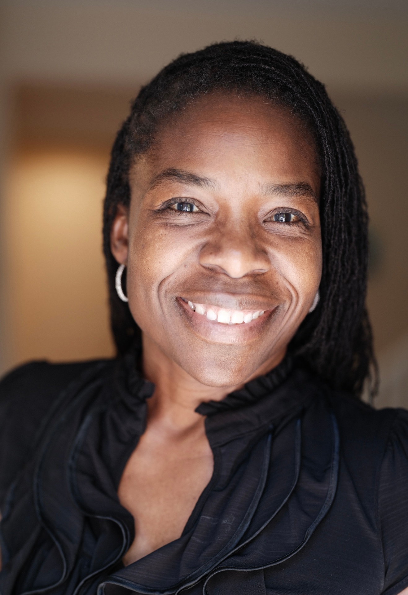 LaQuetha Lutale, founder of Collage Afrique Arts.